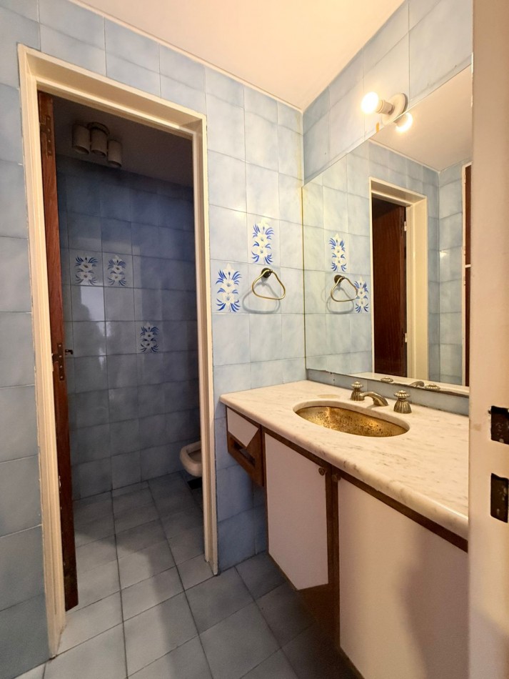 Piso Exclusivo 7 Ambientes - 280m² - Quincho con Parrilla y Cochera - Flores