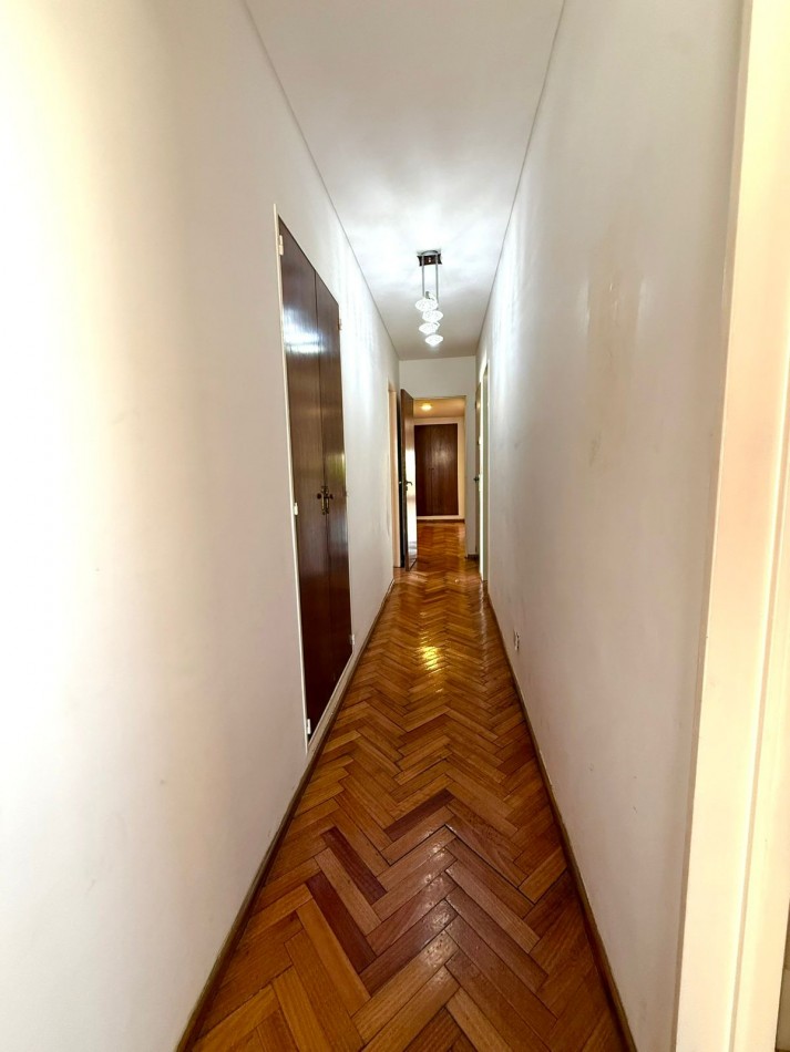 Piso Exclusivo 7 Ambientes - 280m² - Quincho con Parrilla y Cochera - Flores