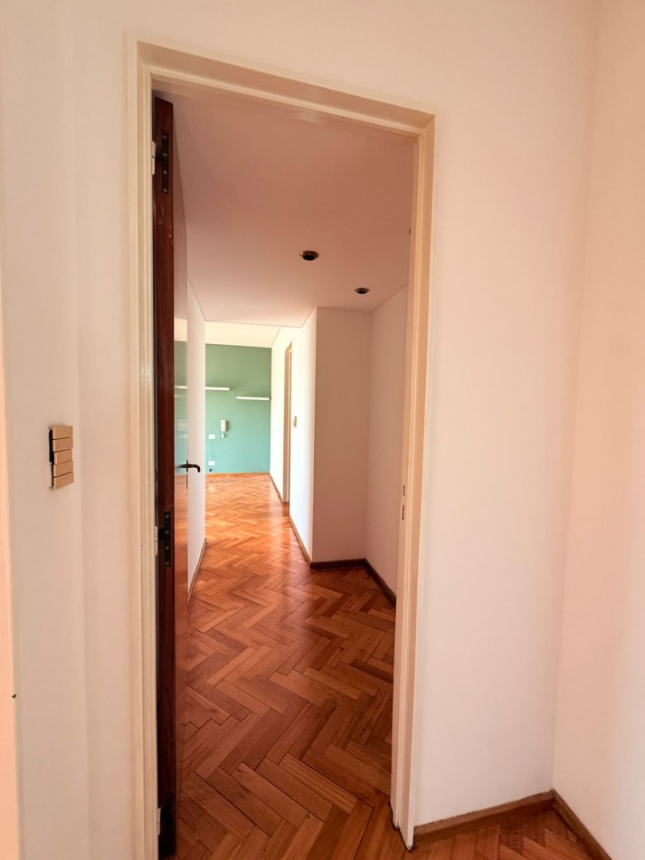 Piso Exclusivo 7 Ambientes - 280m² - Quincho con Parrilla y Cochera - Flores