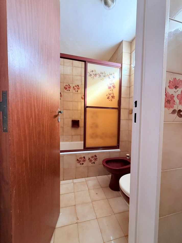 Piso Exclusivo 7 Ambientes - 280m² - Quincho con Parrilla y Cochera - Flores