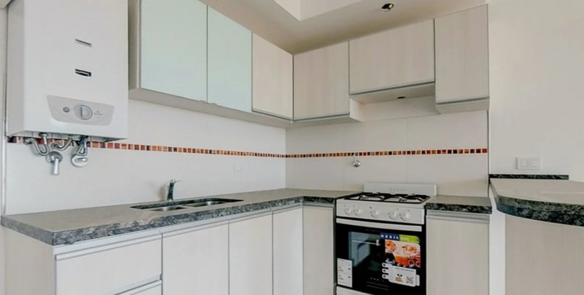 DEPARTAMENTO A LA VENTA EN SAN LORENZO - CON COCHERA