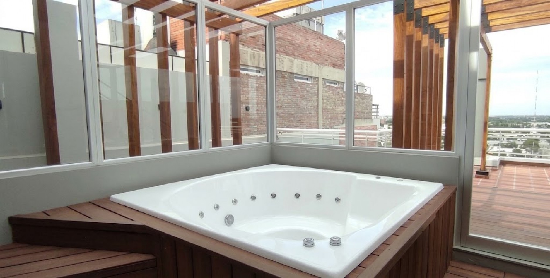 DEPARTAMENTO A LA VENTA EN SAN LORENZO - CON COCHERA