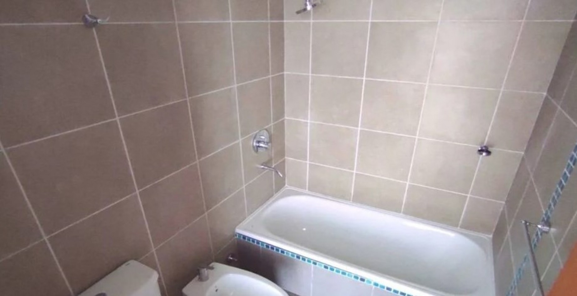 DEPARTAMENTO A LA VENTA EN SAN LORENZO - CON COCHERA