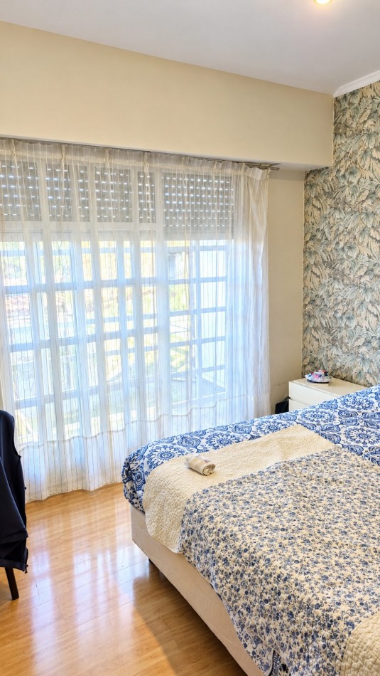 IMPOSTANTE CASA EN ESQUINA - 500 m² CONSTRUIDOS EN EL CORAZON DE ECHESORTU