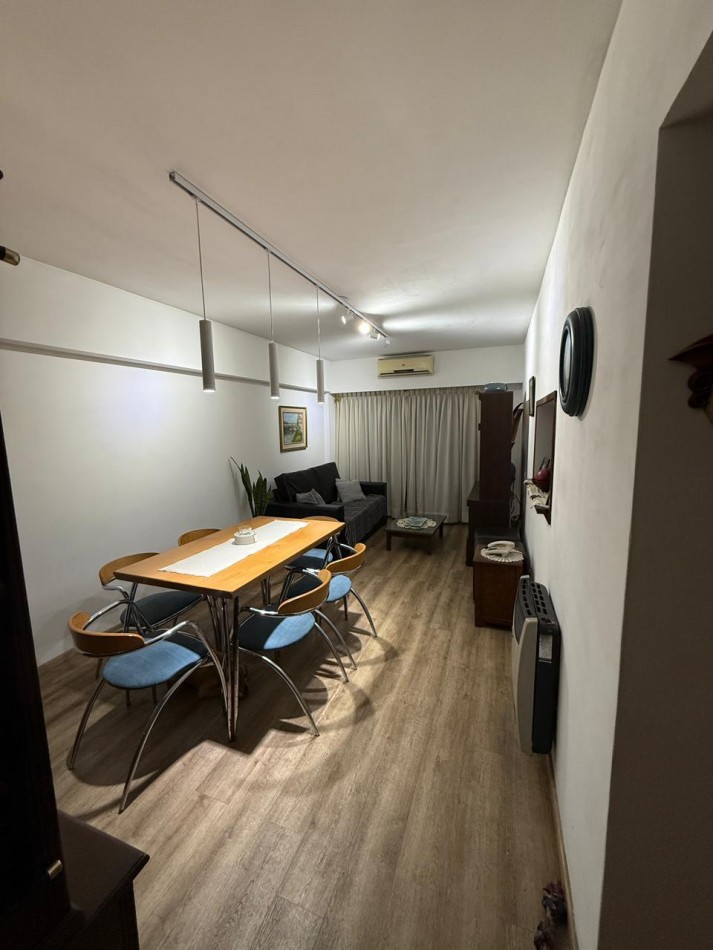 DEPARTAMENTO 2 DORMITORIOS CON PATIO, BALCON Y COCHERA - MACROCENTRO