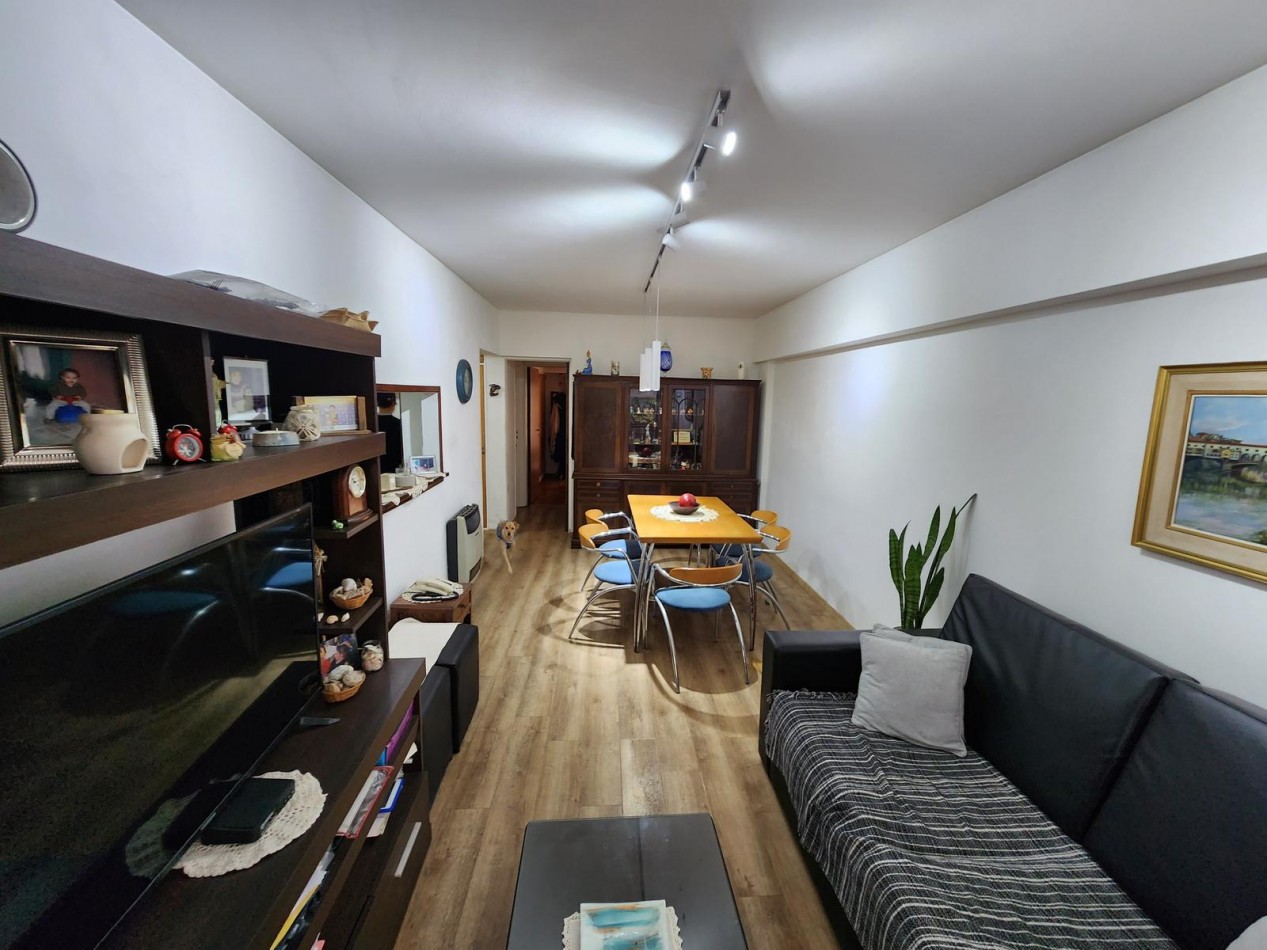 DEPARTAMENTO 2 DORMITORIOS CON PATIO, BALCON Y COCHERA - MACROCENTRO