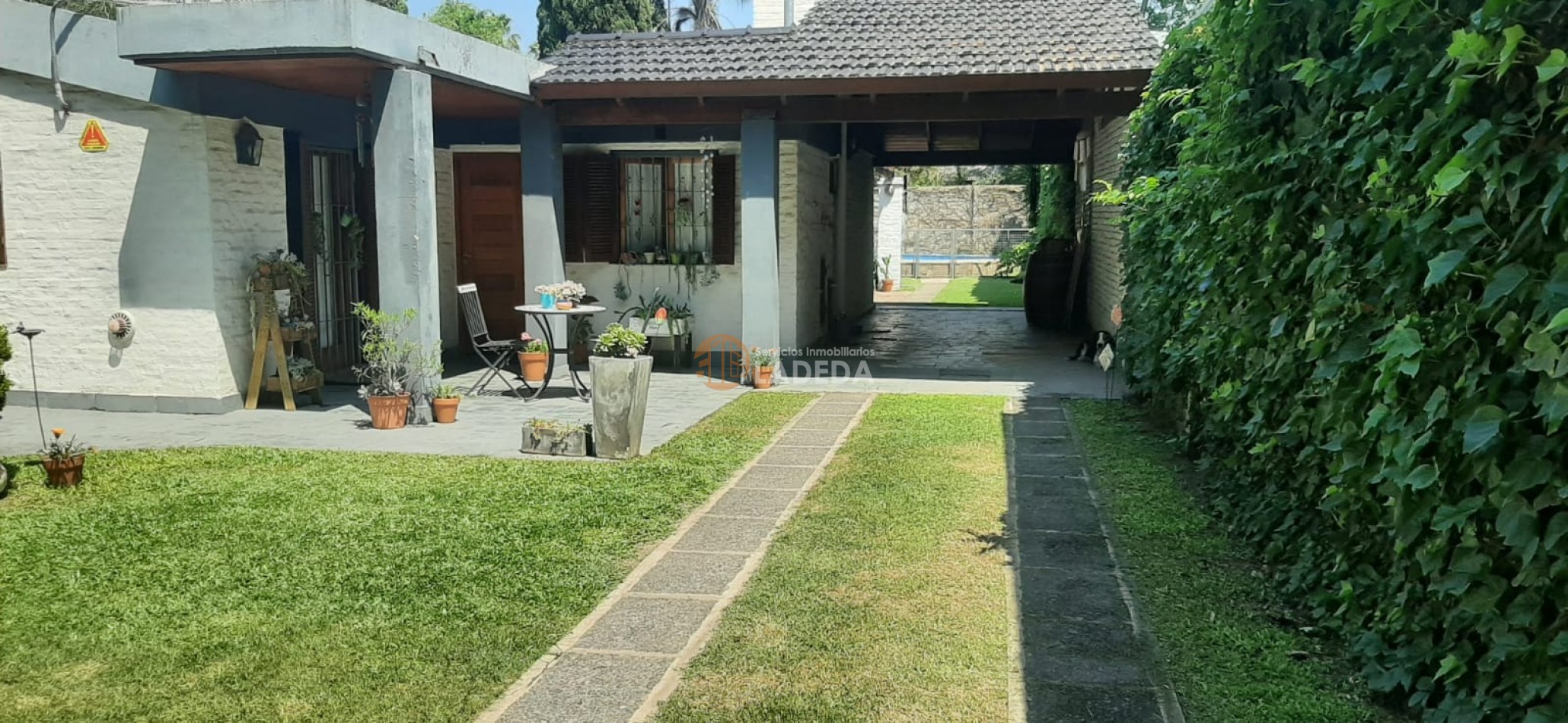 HERMOSA CASA EN FUNES - GARITA 3