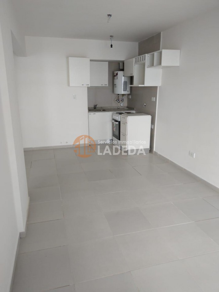 DEPARTAMENTO DE 1 DORMITORIO CON COCHERA