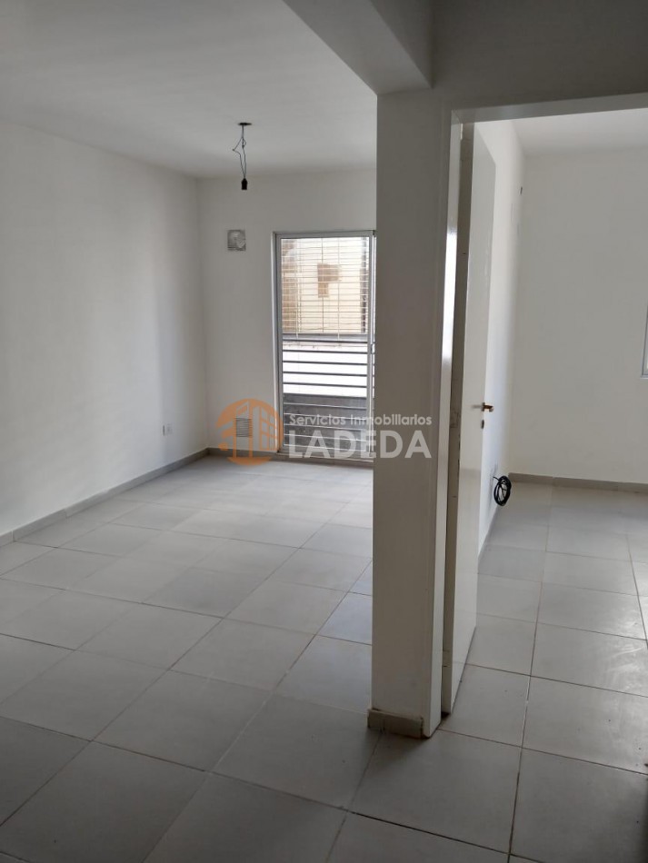 DEPARTAMENTO DE 1 DORMITORIO CON COCHERA