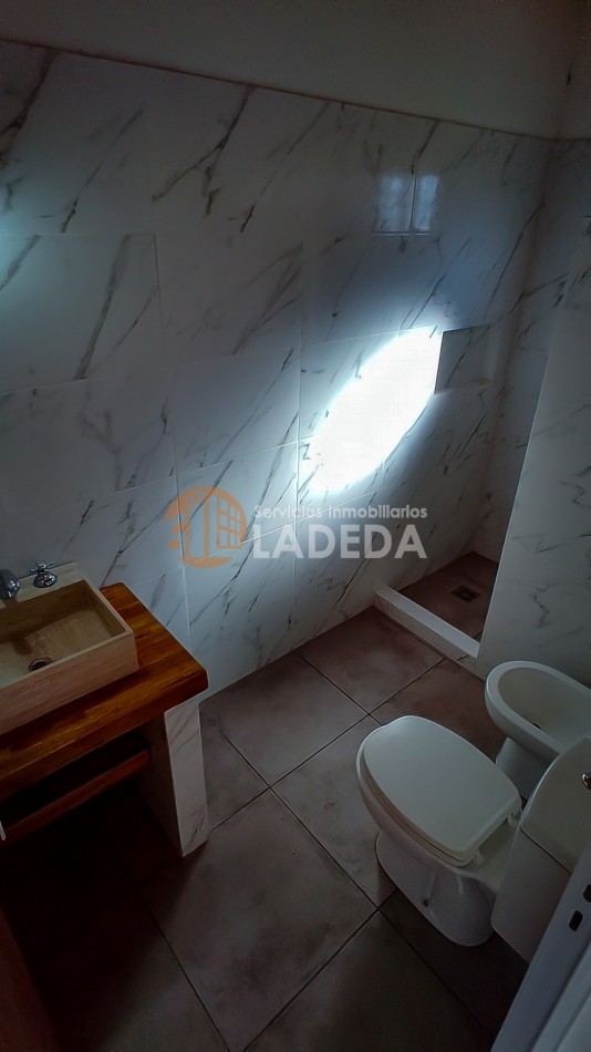 CASA EN ALQUILER EN FUNES