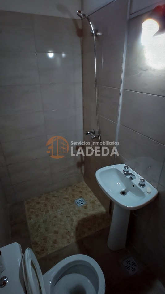 CASA EN ALQUILER EN FUNES