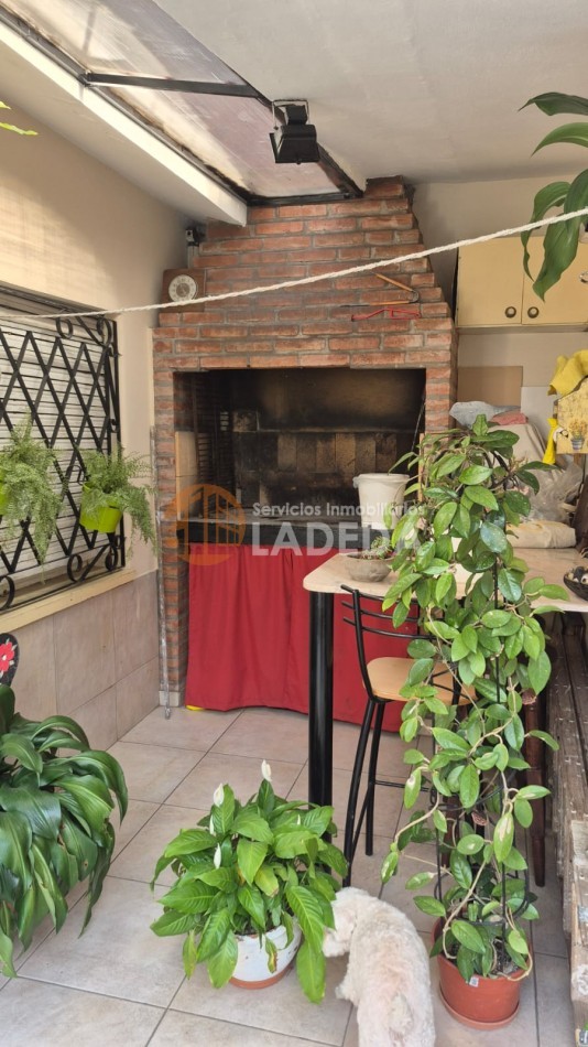 HERMOSA CASA EN EL BARRIO BELGRANO, A METROS DE CALLE MENDOZA