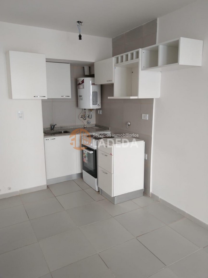 DEPARTAMENTO DE 1 DORMITORIO CON COCHERA