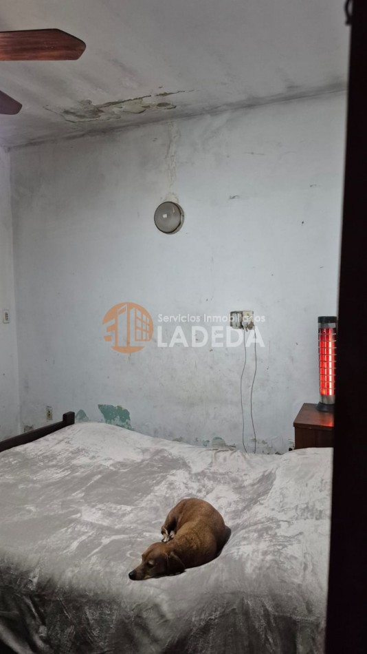 TERRENO DE 660M2 EN FUNES - CON CASA PARA RECICLAR