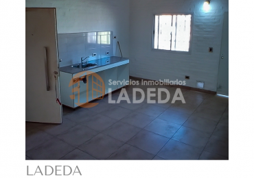 CASA EN ALQUILER EN FUNES